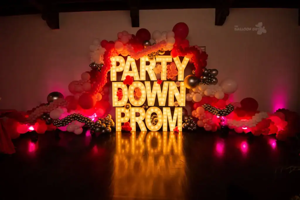Ultimate Guide To Balloon Arches 8 PartyDownWideOrganicGarlandArchbyTheBalloonGuy 24f069e4 1920w